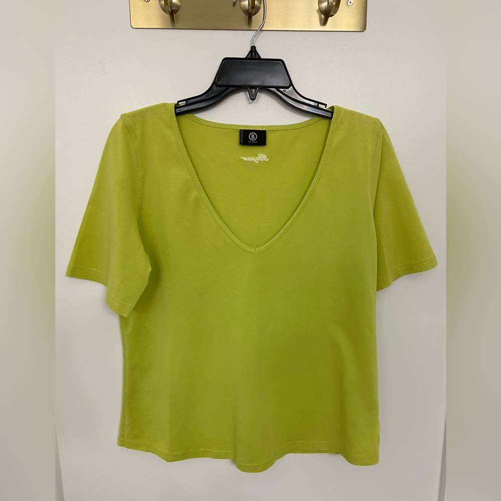 Bogner Short-Sleeve V-Neck Top in Lime